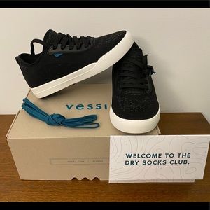 Vessi sneakers